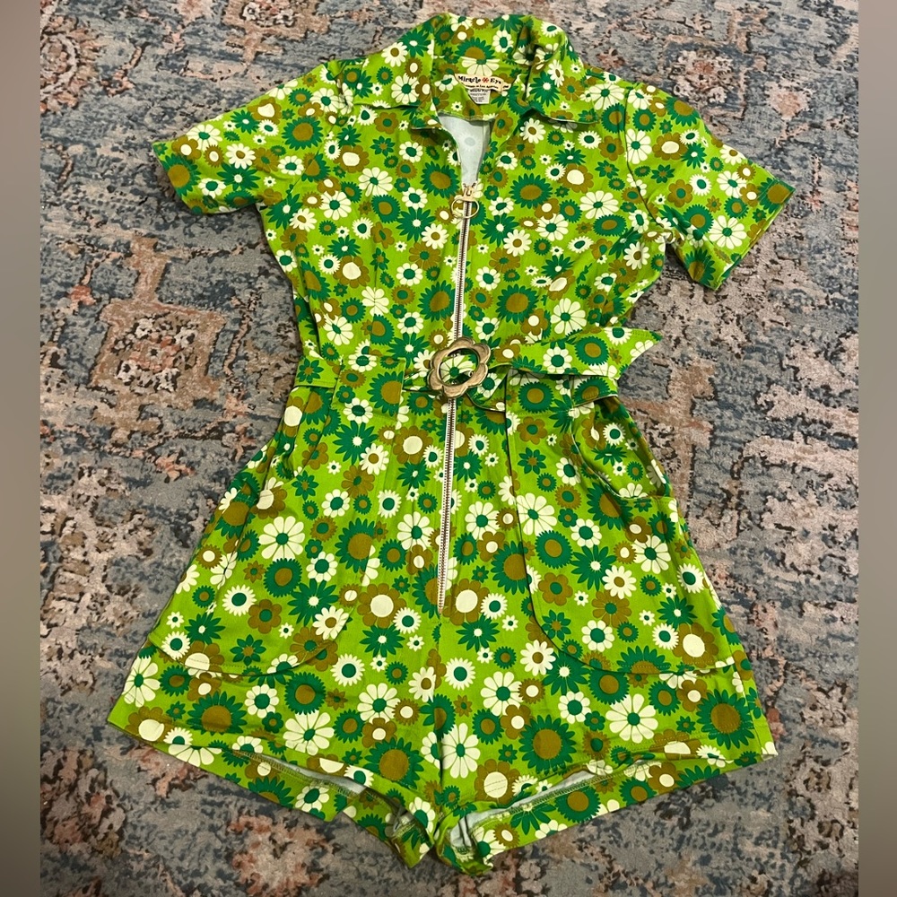 Miracle Eye Green Daisy Romper